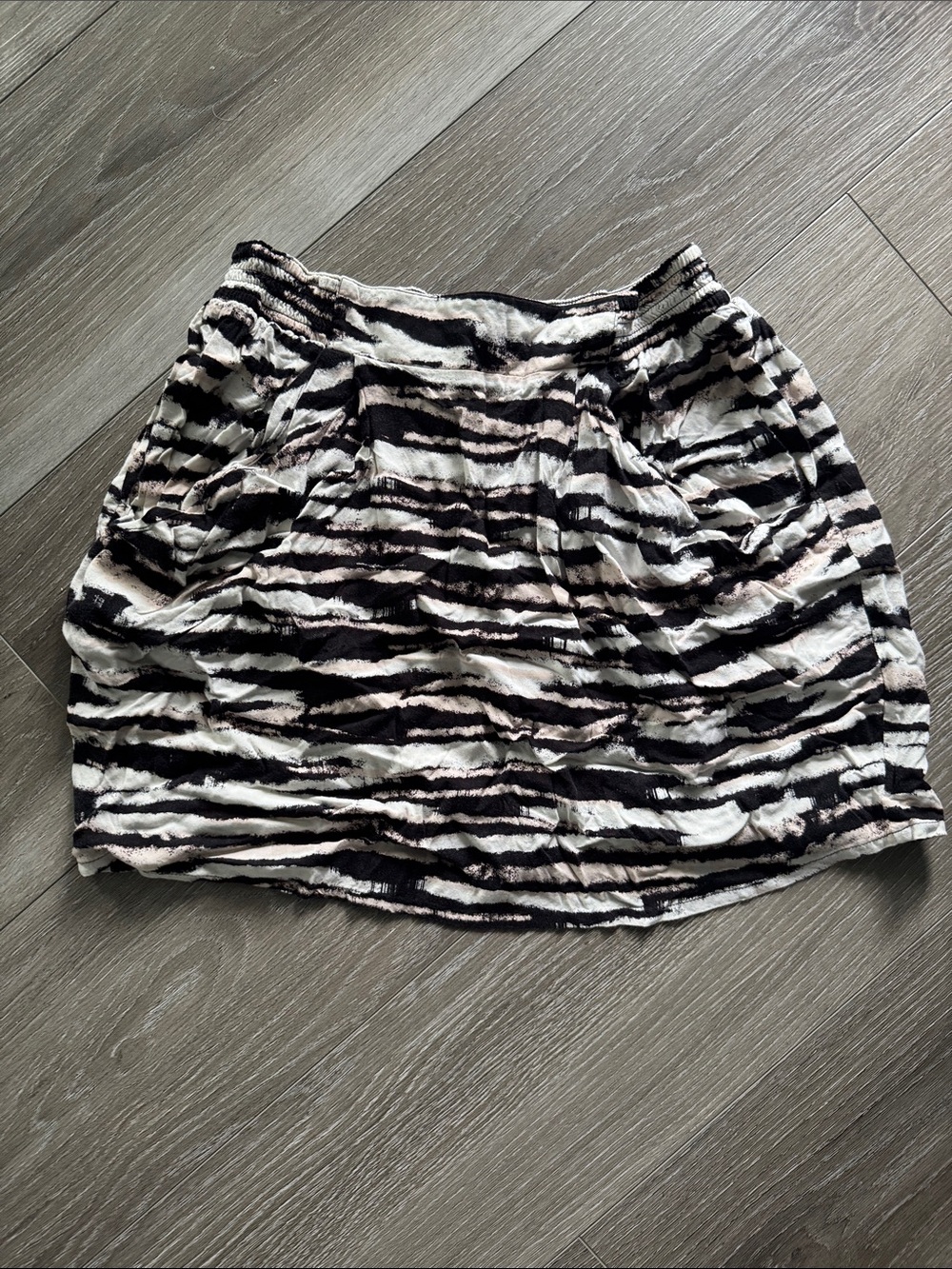 H&M Black and White Striped Mini Skirt